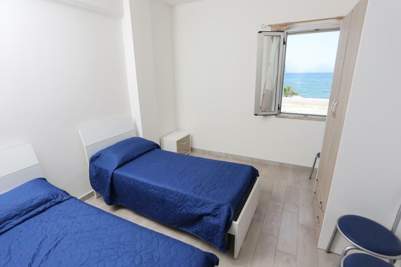 Camping Lido Di Salerno Pontecagnano Faiano Buitenkant foto